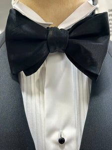 Black Butterfly Bow Tie Pre Tied